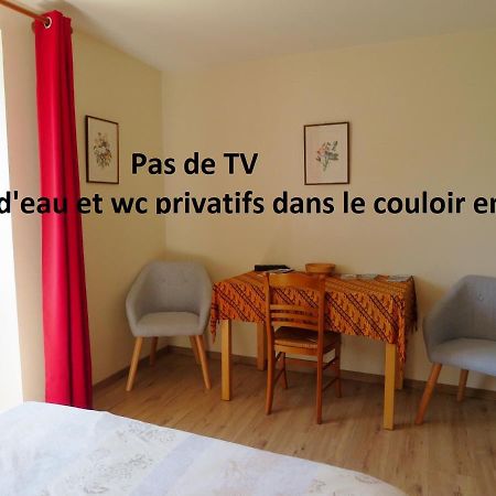 O Pres D'Ici Chambres D'Hotes Lievans Kültér fotó